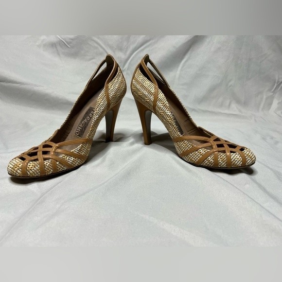 Ferragamo pumps purchased in Italy. Vintage Designer high heels, sz 7.5 - Picture 6 of 12